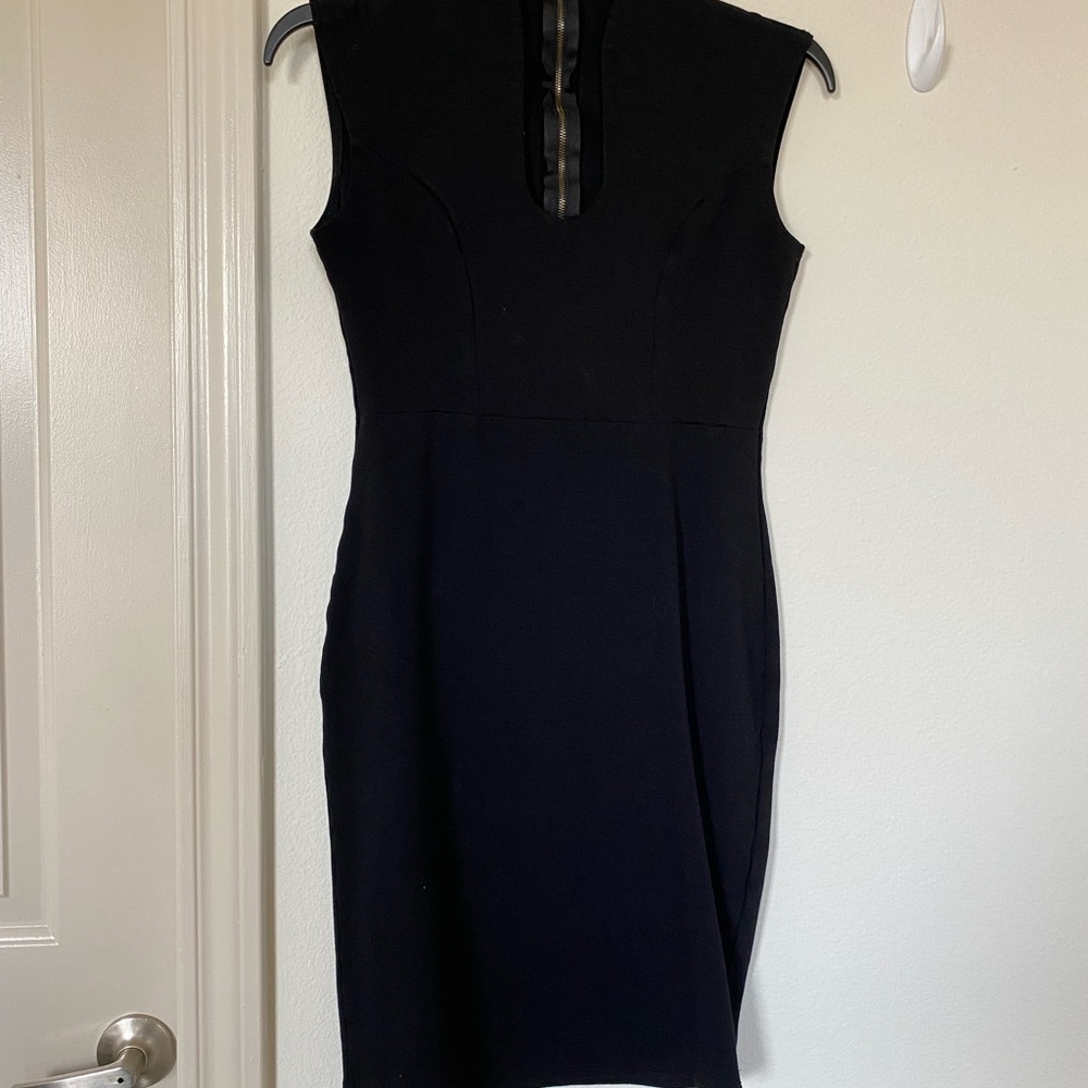Black Sleeveless Cocktail Dress